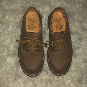 Women’s size 6  brown low top Doc Martens